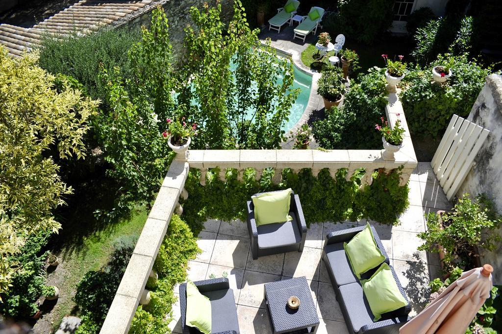 Les Saisons Bed & Breakfast Villeneuve-les-Avignon Exterior photo
